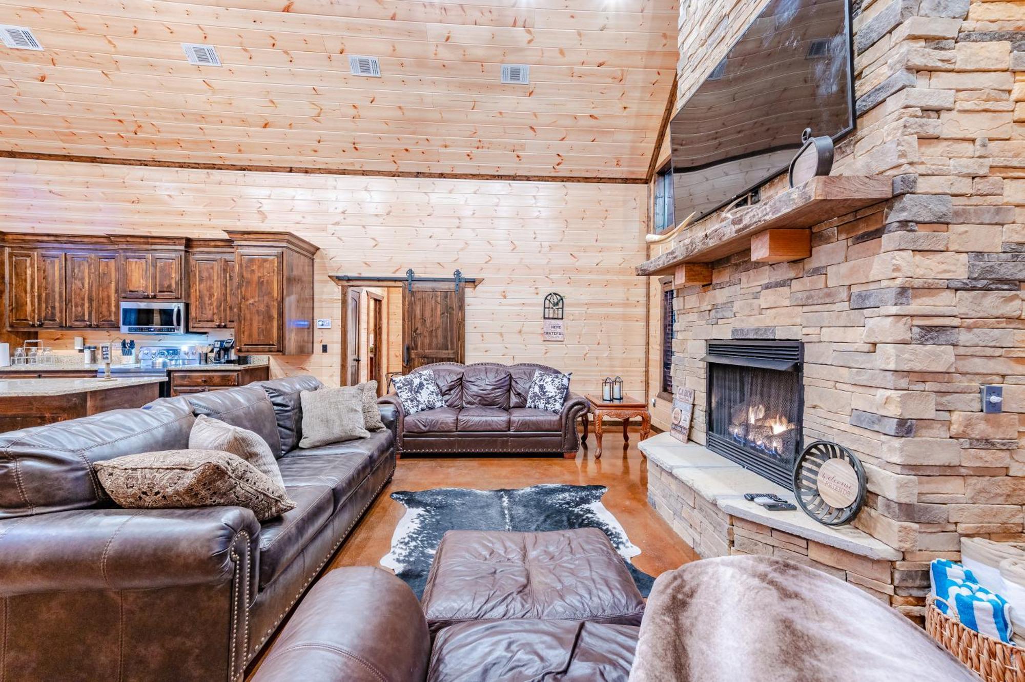 The Luxurious Blue Sky Lodge Is Epic! Broken Bow Exterior foto